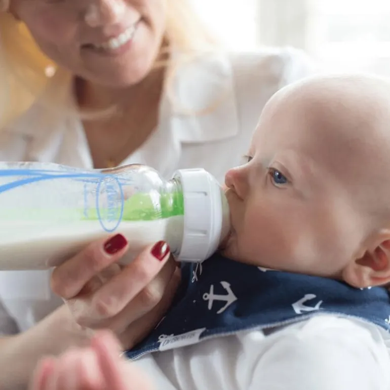 Dr. Brown’s Anti-Colic Brede Halsfles Glas 270 ML