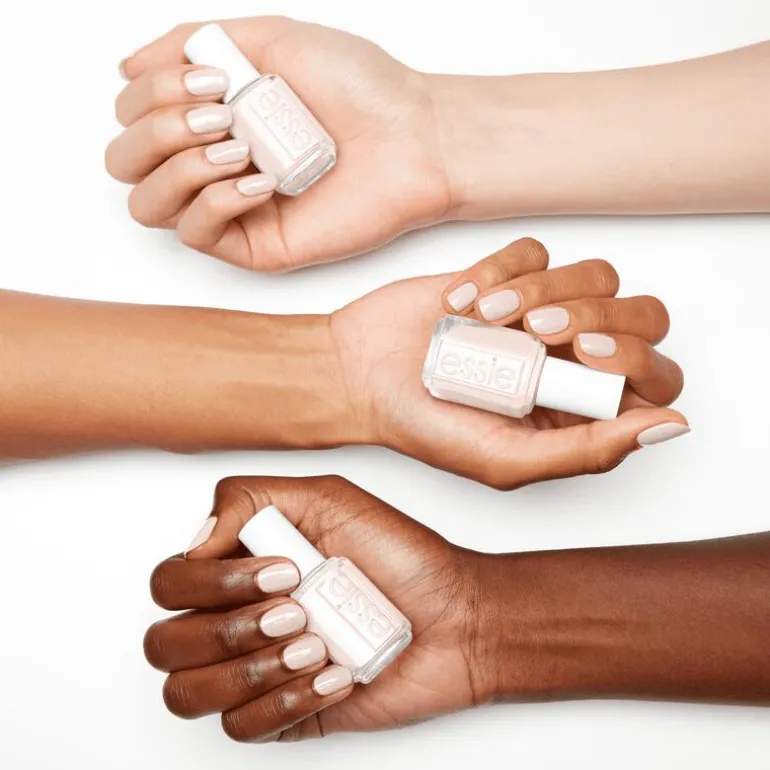 essie Nagellak Roze 819 Boatloads Of Love 13,5 ML